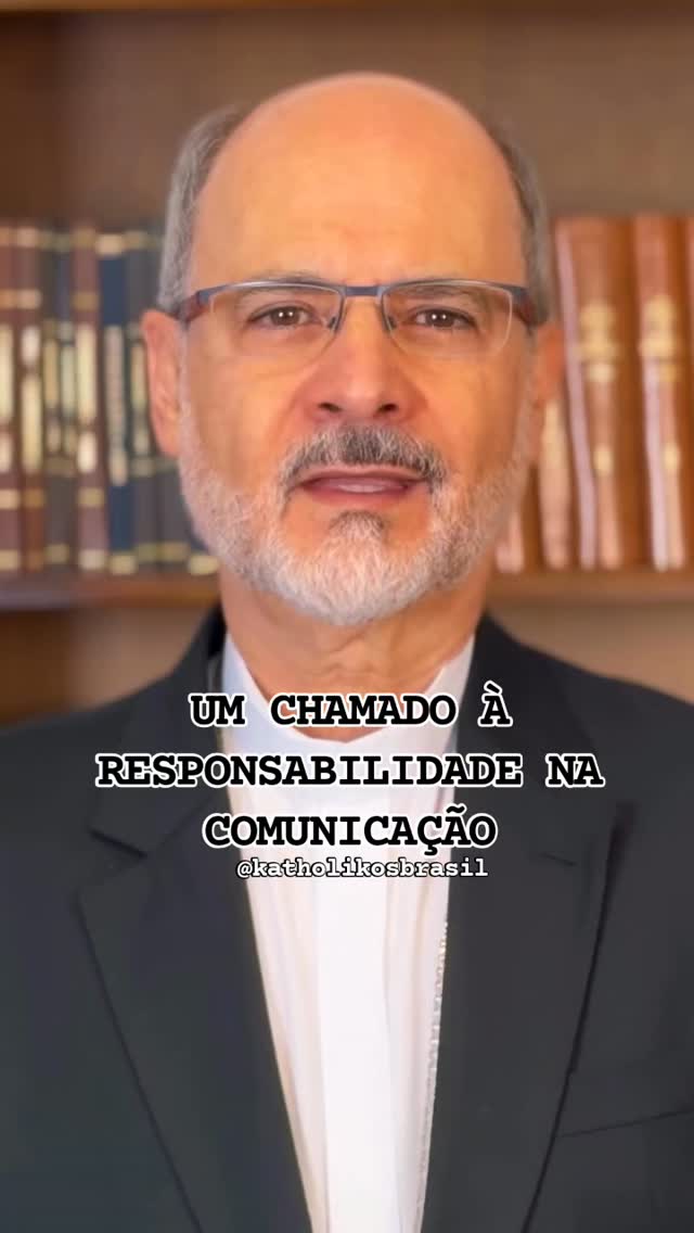 UM CHAMADO À RESPONSABILIDADE NA COMUNICAÇÃO 

"Dom Joaquim Mol gravou esta reflexão para o Observatório da Comunicação Religiosa do Brasil, na qual enfatiza a necessidade de uma comunicação ética, inspirada no Evangelho e comprometida com a verdade, o bem comum e a dignidade humana.

No vídeo, propõe um discernimento crítico das práticas comunicacionais, destacando aquelas que promovem unidade, fraternidade e responsabilidade, especialmente no ambiente digital."

Fonte:

<https://www.instagram.com/reel/DW9JUa1JBUm>. Acesso em: 11 abr. 2026.

⚠️➡️Nos siga no Instagram: @katholikosbrasil

⚠️➡️Curta nossa página no Facebook: @katholikosbrasil

#Katholikos #comunicação #DomJoaquimMol #ética #responsabilidade